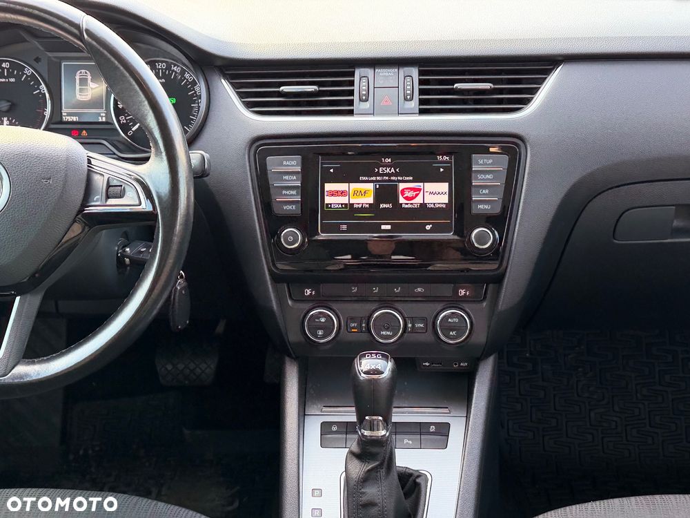 Skoda Octavia 1.8 TSI 4x4 Style DSG - 24