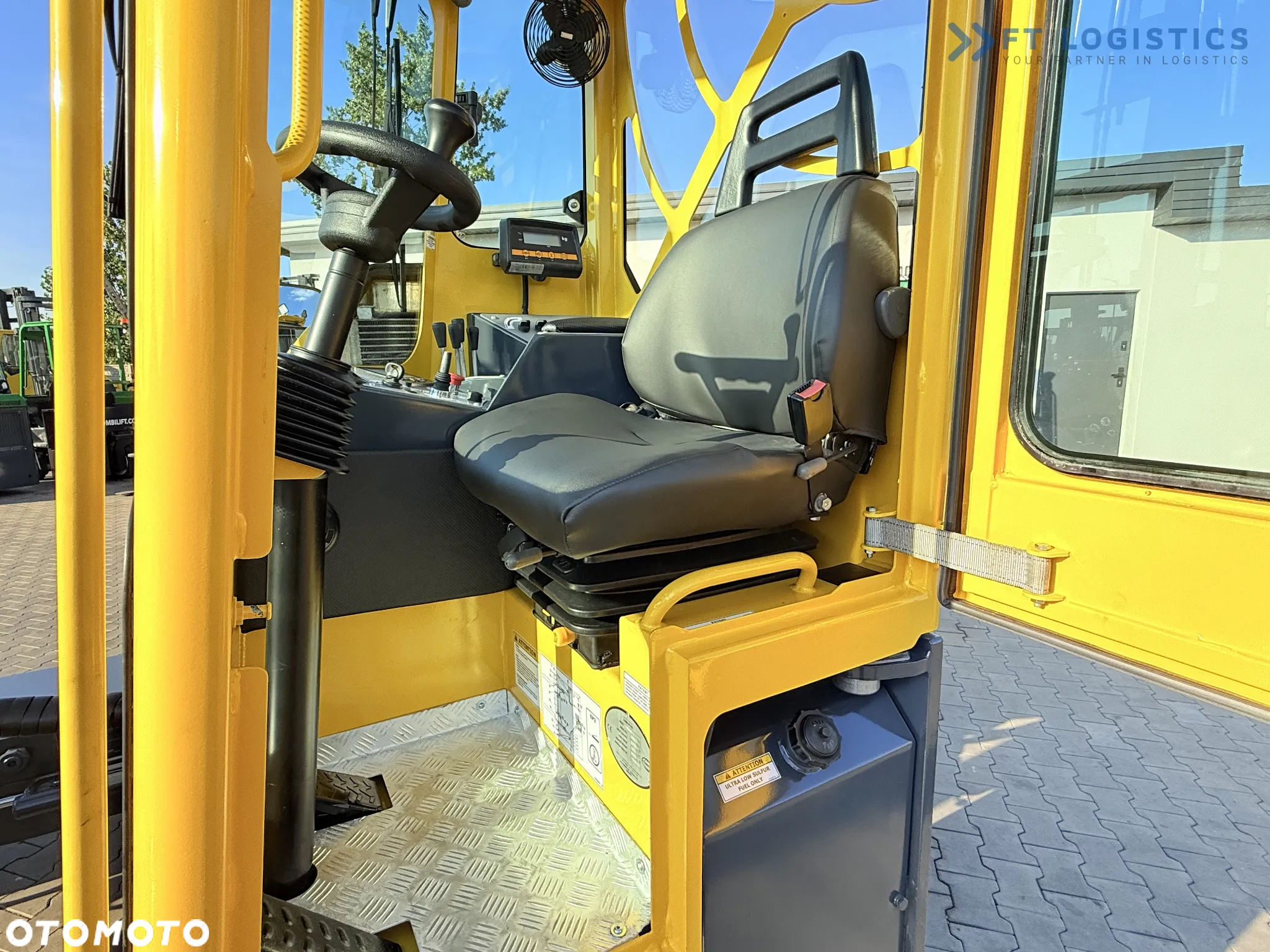 Combilift C5000 / DIESEL / TRIPLEX 6000MM / WOLNY SKOK / POZYCJONER WIDEŁ / WBUDOWANA WAGA / OGRZEWANIE / PEŁNA KABINA / STAN IDEALNY / zeroka oferta wózków czterokierunkowych i bocznych, dopasowanych do różnorodnych potrzeb i zastosowań - 29