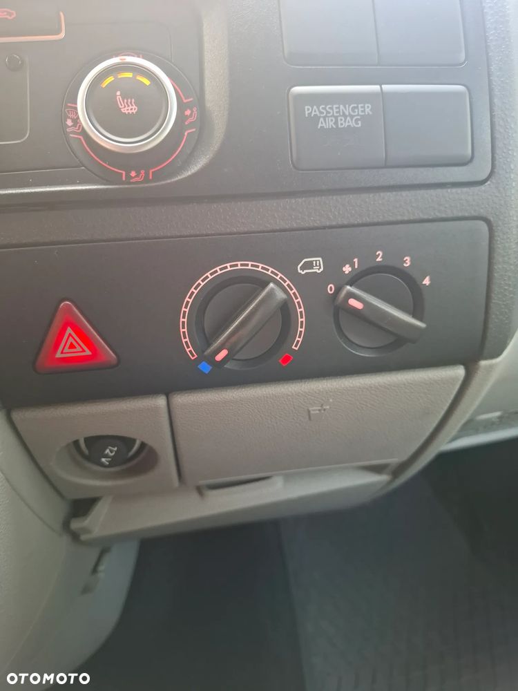 Volkswagen TRANSPORTER - 11