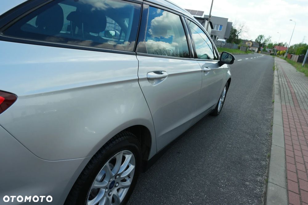 Ford Mondeo - 14