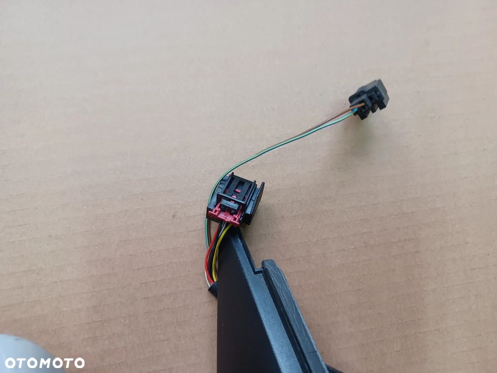 LUSTERKO PRAWE A4 B8 ALLROAD 6+2 LX7W - 5