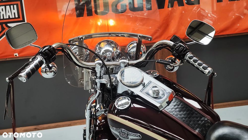 Harley-Davidson Softail Springer Classic - 30