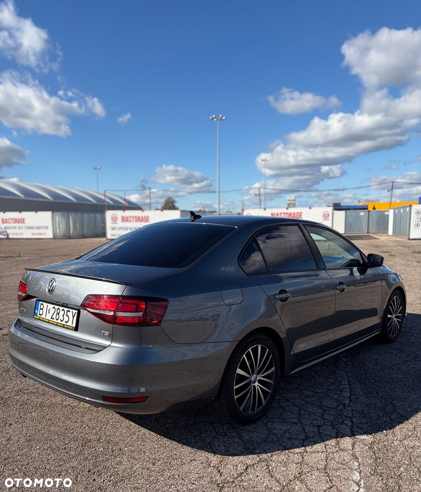Volkswagen Jetta 1.8T SE - 3
