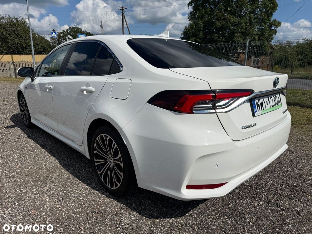 Toyota Corolla - 10