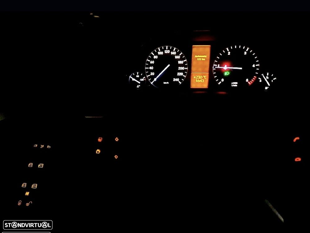 Mercedes-Benz B 200 CDI - 13