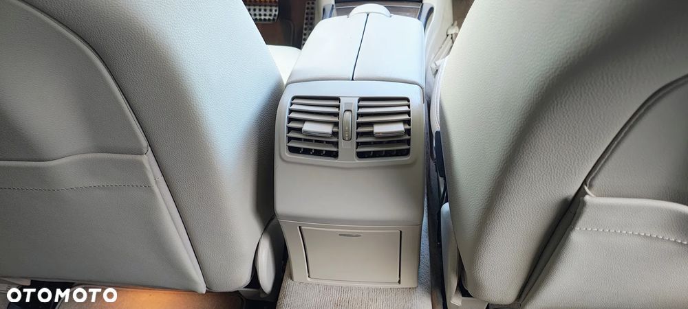 Mercedes-Benz Klasa E 350 4Matic BlueEFFICIENCY 7G-TRONIC Avantgarde - 13