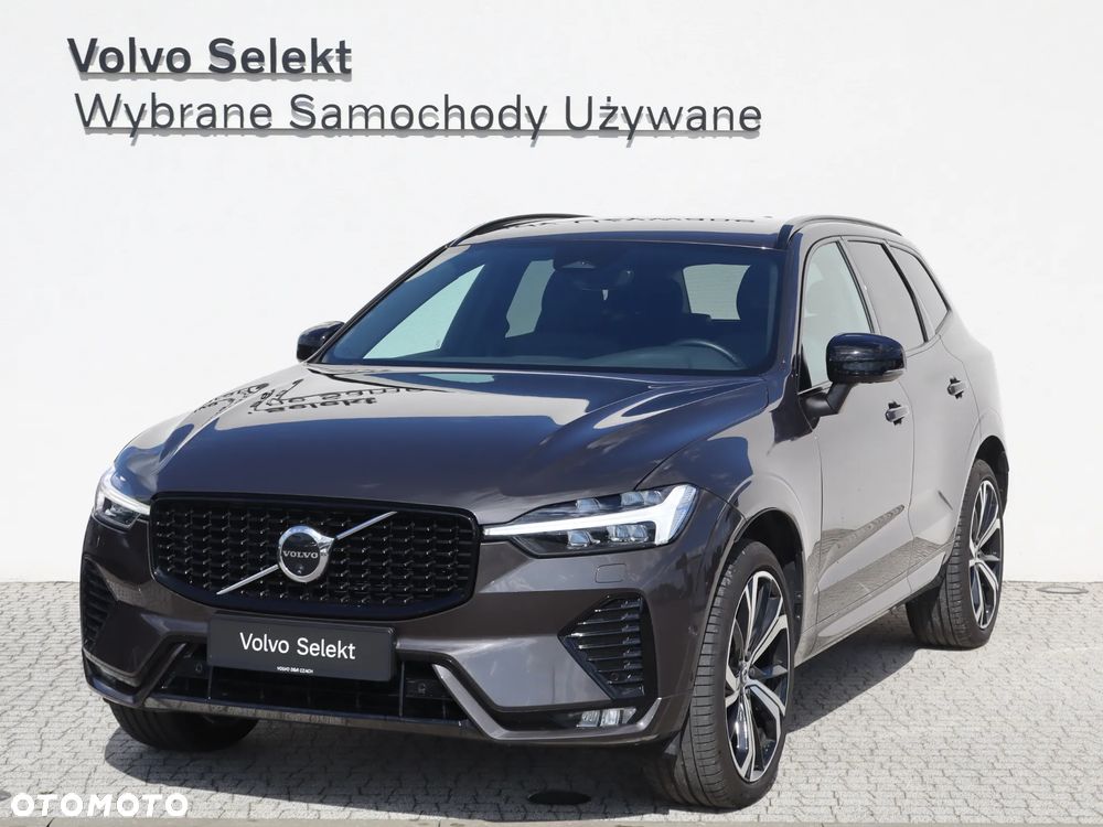 Volvo XC 60 B5 B AWD Plus Dark - 2