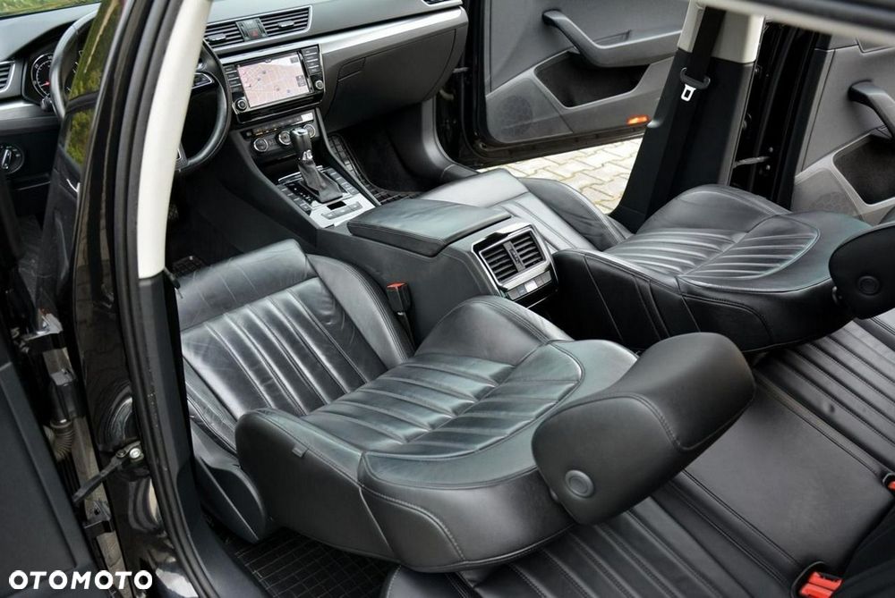 Skoda Superb 2.0 TDI DSG Premium Edition - 21