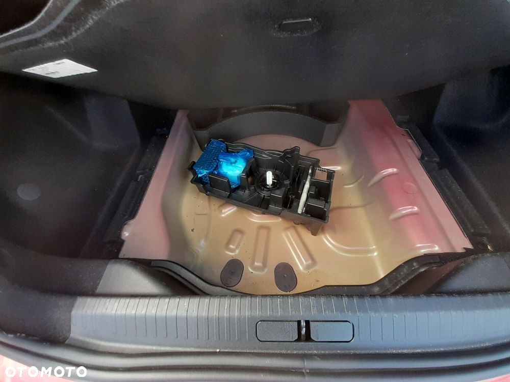 Citroën C4X 1.2 PureTech Plus S&S EAT8 - 22