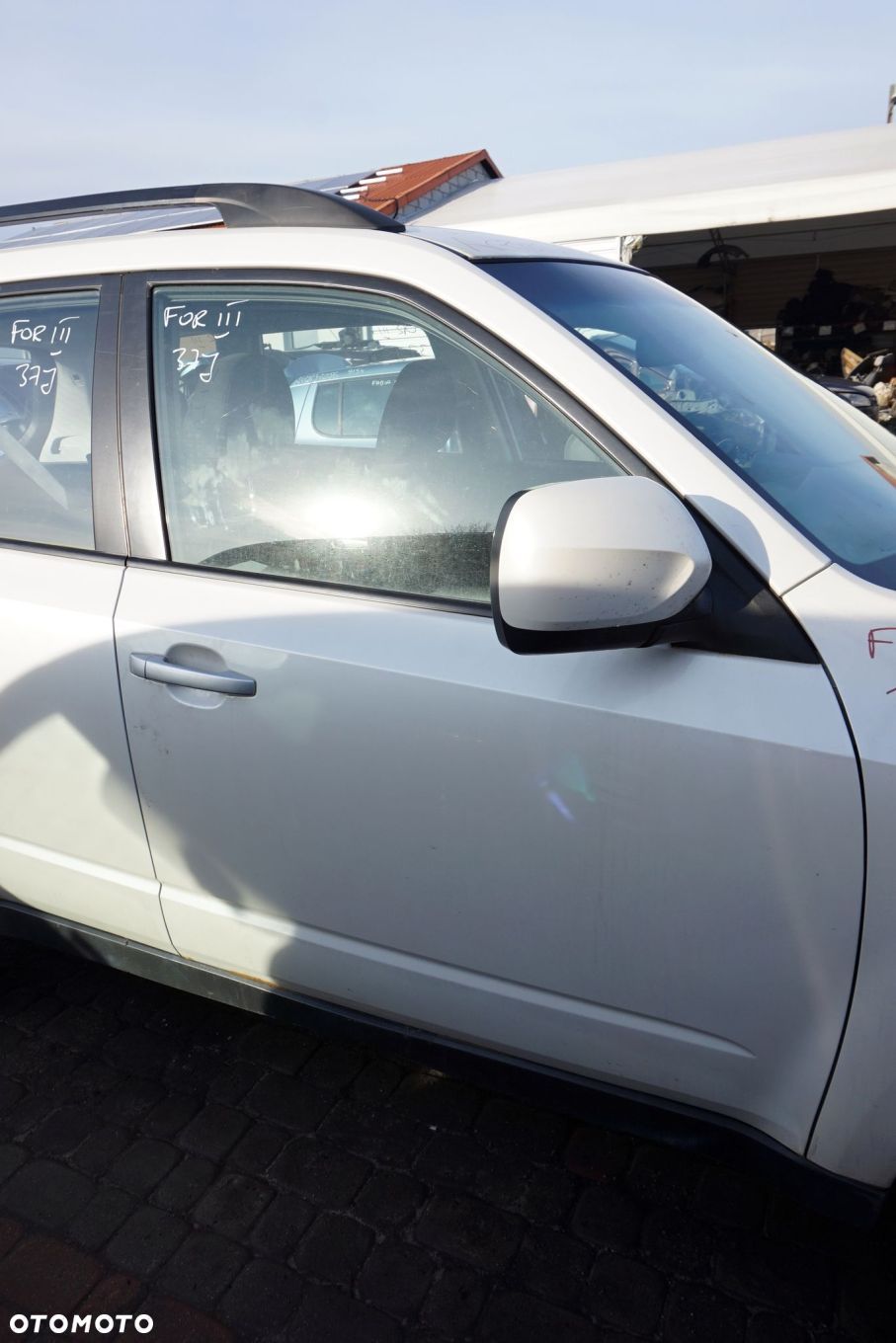 DRZWI PRZEDNIE PRAWE FORESTER III SH 37J  BIAŁY SUBARU 2008-2013 - 1