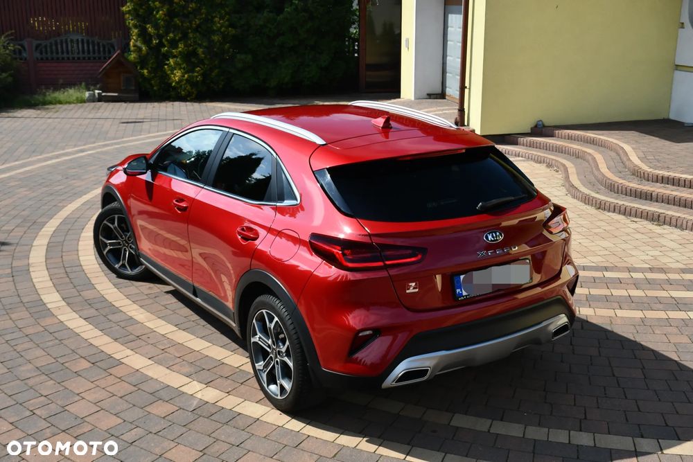 Kia XCeed 1.4 T-GDI OPF DCT7 PLATINUM EDITION - 17