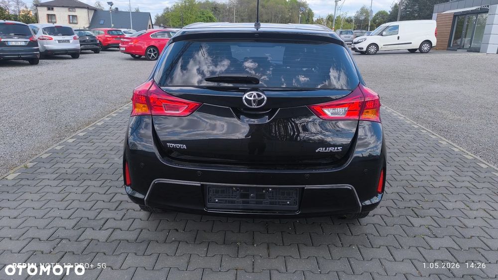 Toyota Auris 1.33 VVT-i Terra - 7