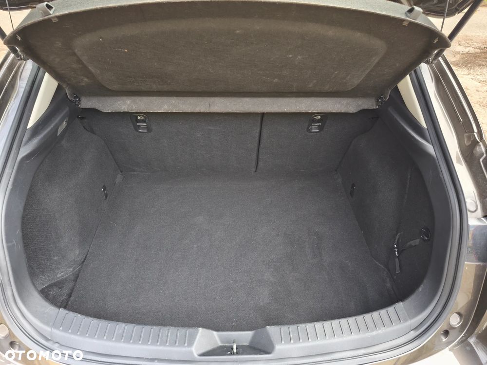 Mazda 3 2.0 Skyenergy - 10