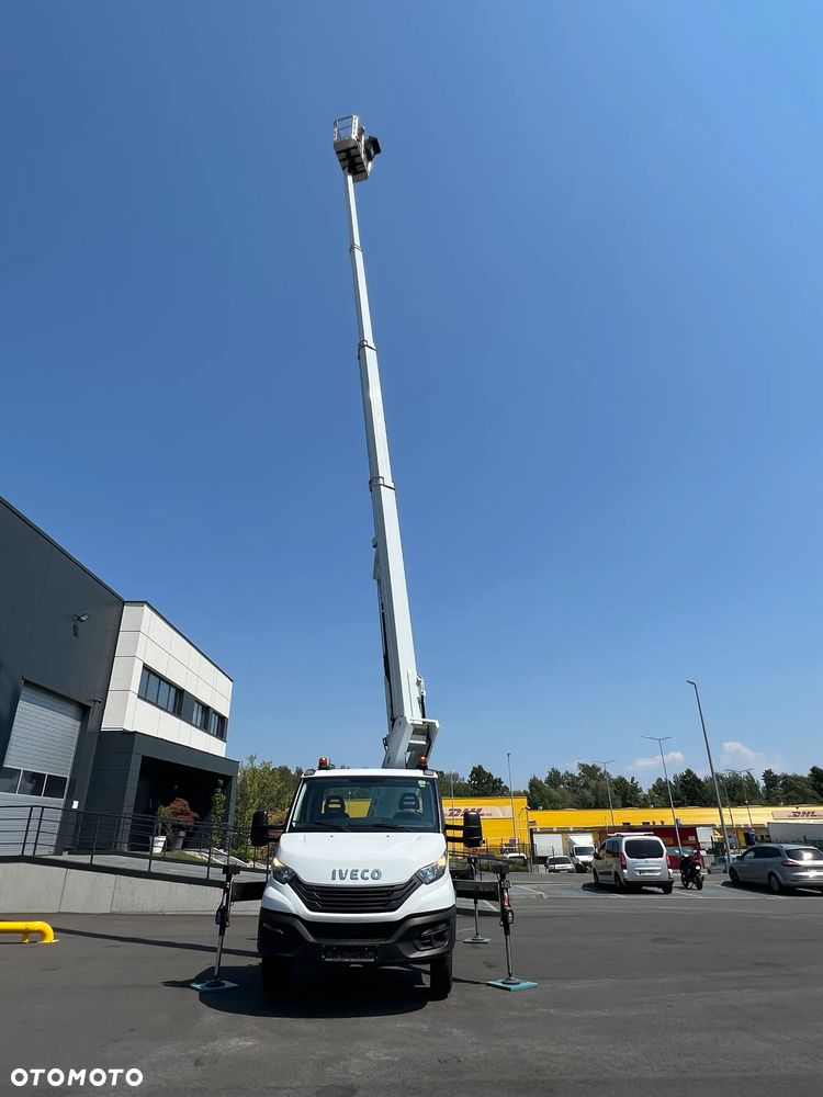 Iveco DAILY 35S14H - 13