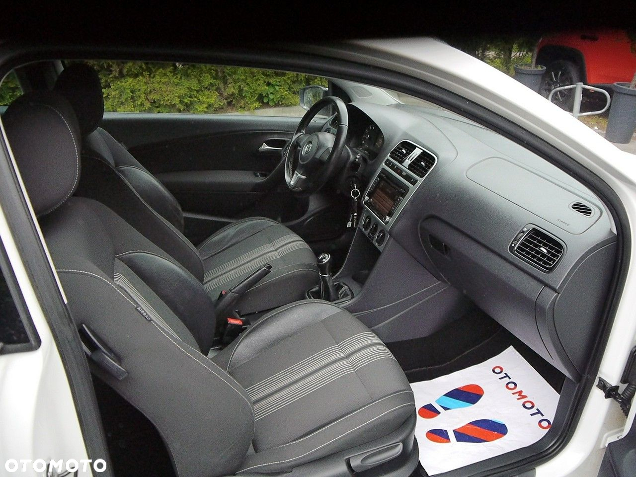 Volkswagen Polo 1.2 MATCH - 23