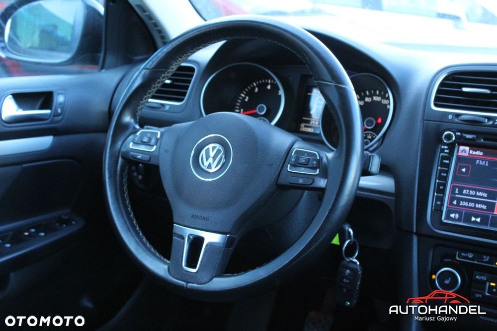 Volkswagen Golf - 18