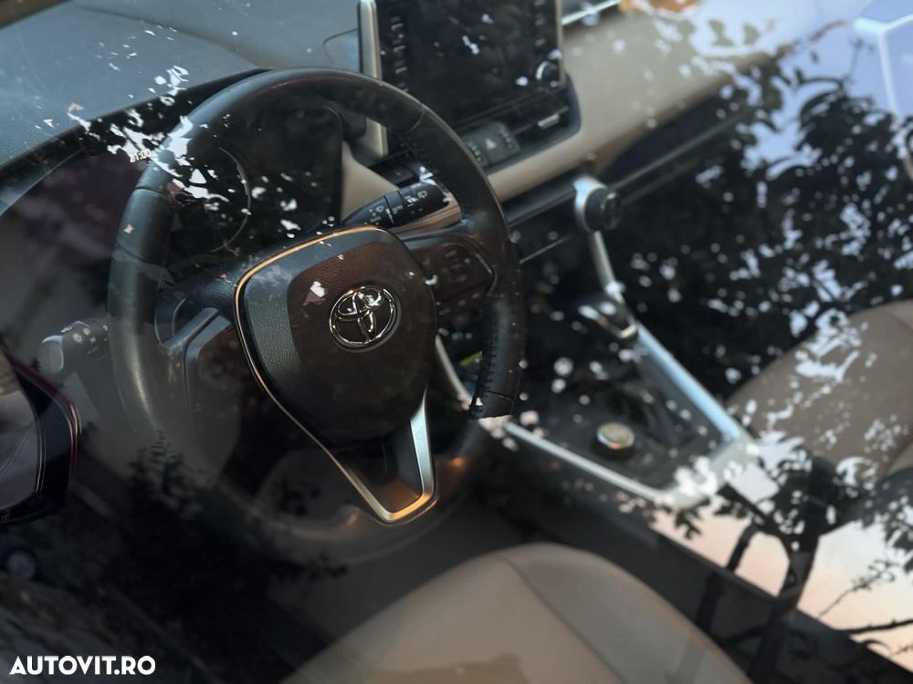 Toyota RAV4 ver-2-5-vvt--ie-4x4-luxury - 8