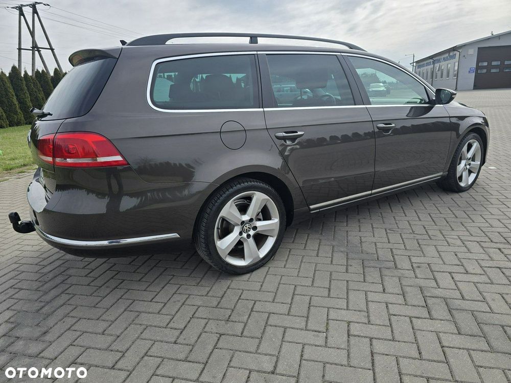 Volkswagen Passat - 13