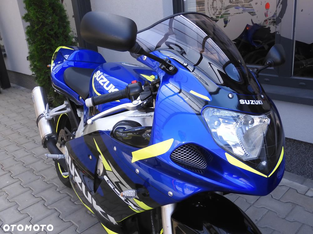 Suzuki GSX-R - 3