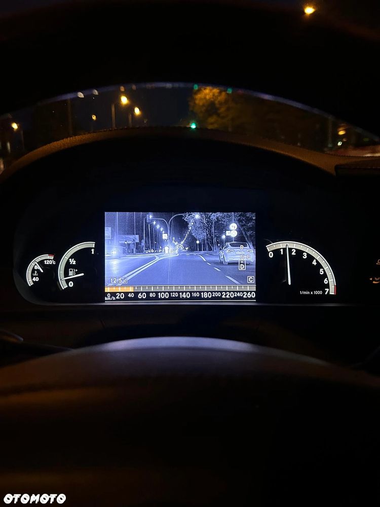 Mercedes-Benz CL 500 7G-TRONIC - 27