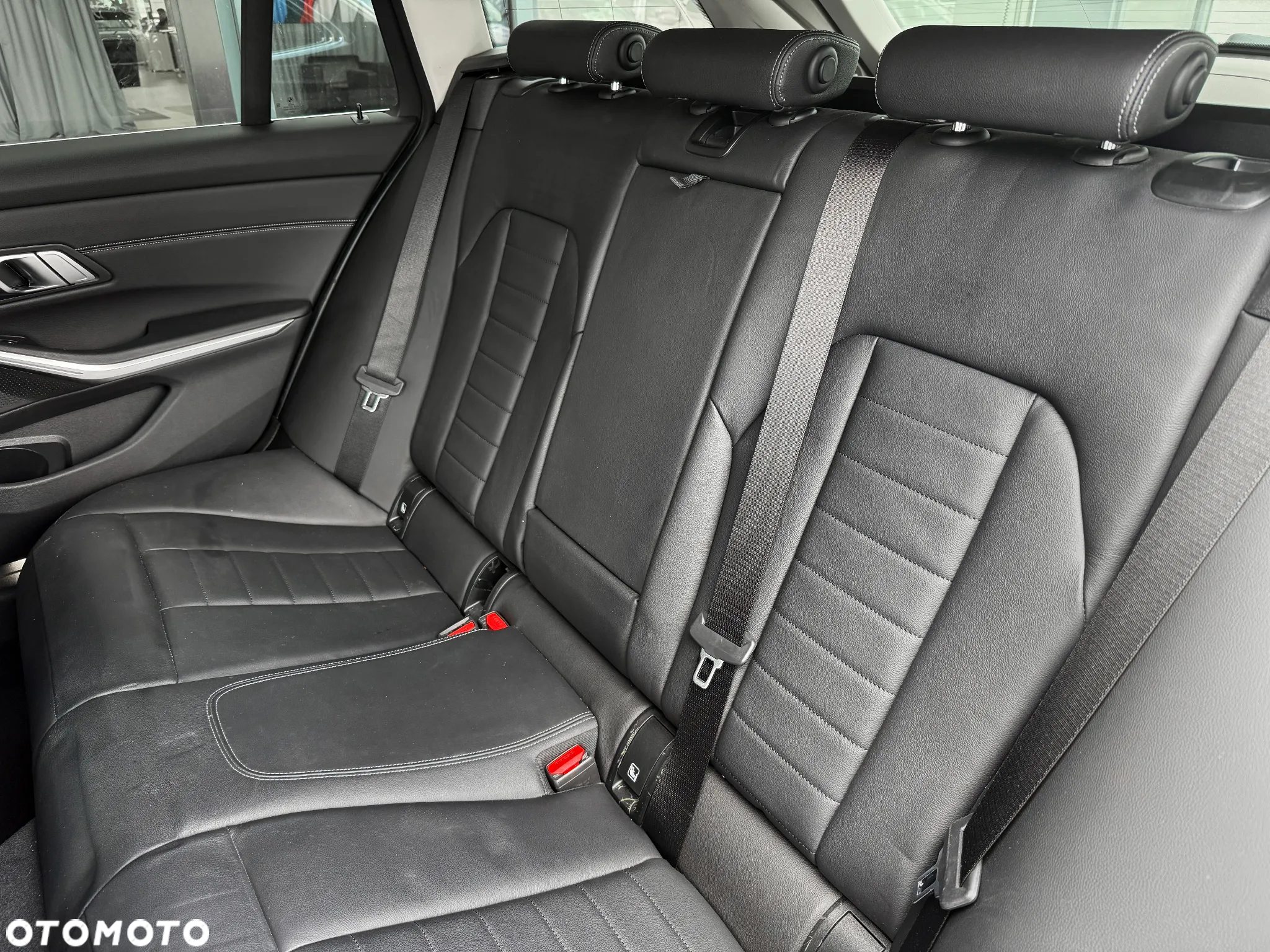BMW Seria 3 320d xDrive Luxury Line - 36