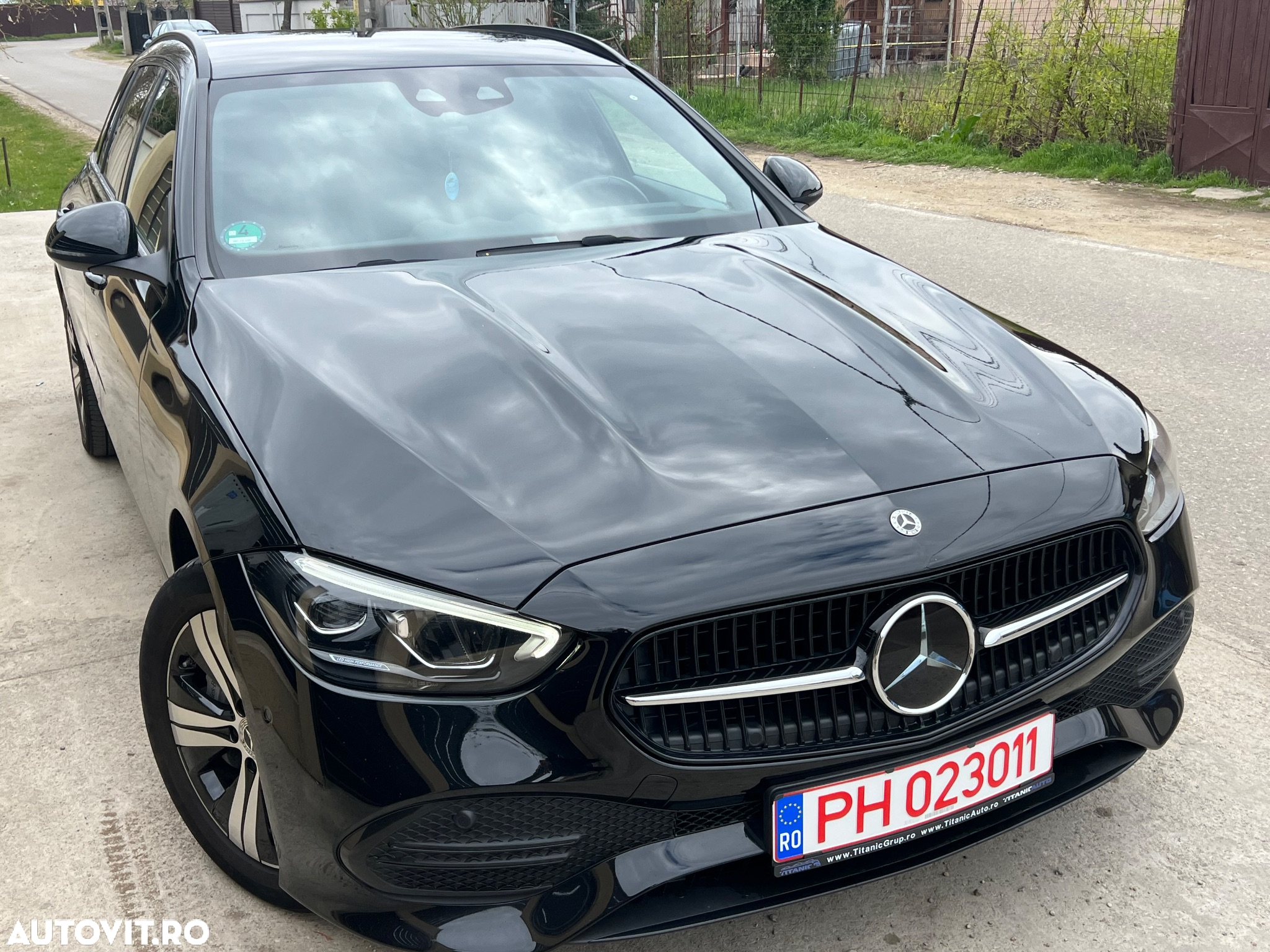 Mercedes-Benz C 300 e T 9G-TRONIC Avantgarde Advanced - 25