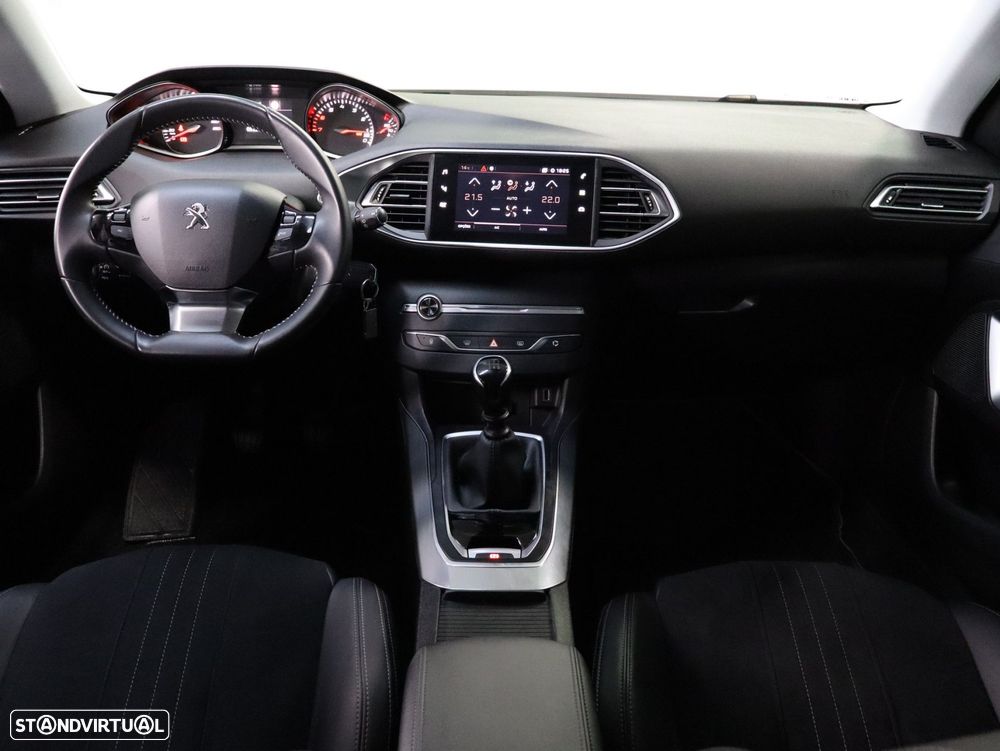 Peugeot 308 SW 1.2 PureTech Style - 8