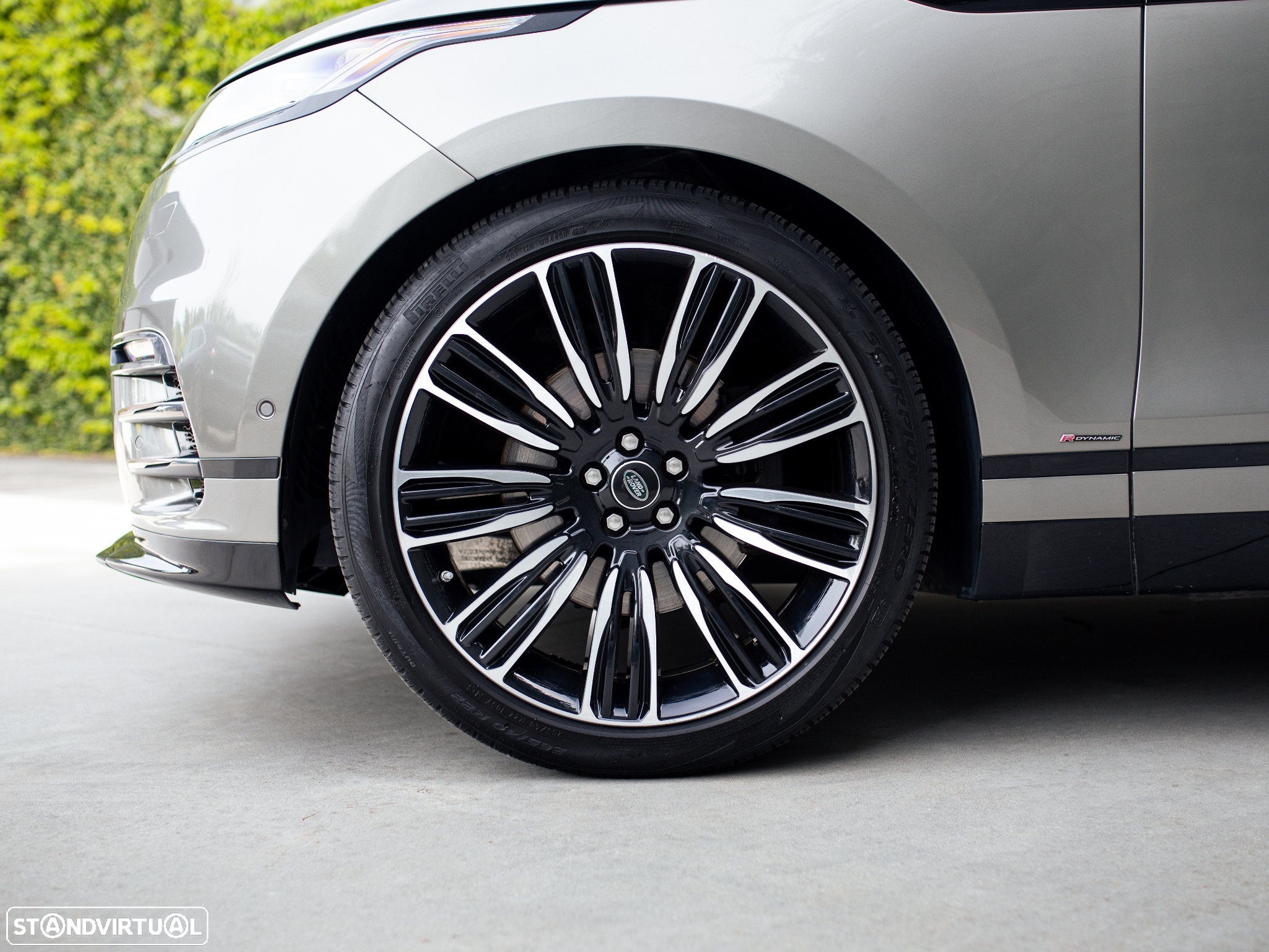 Land Rover Range Rover Velar D300 Dynamic HSE - 7