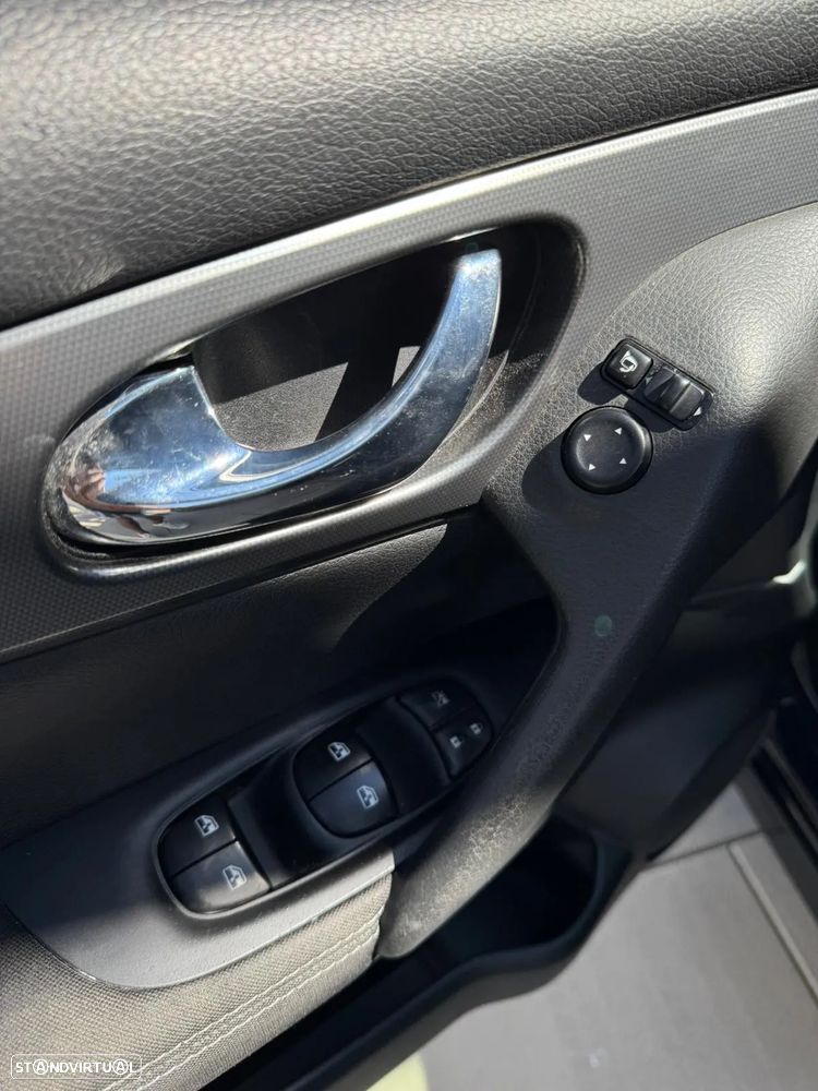 Nissan Qashqai 1.2 DIG-T N-Connecta RS+PS 18 - 22