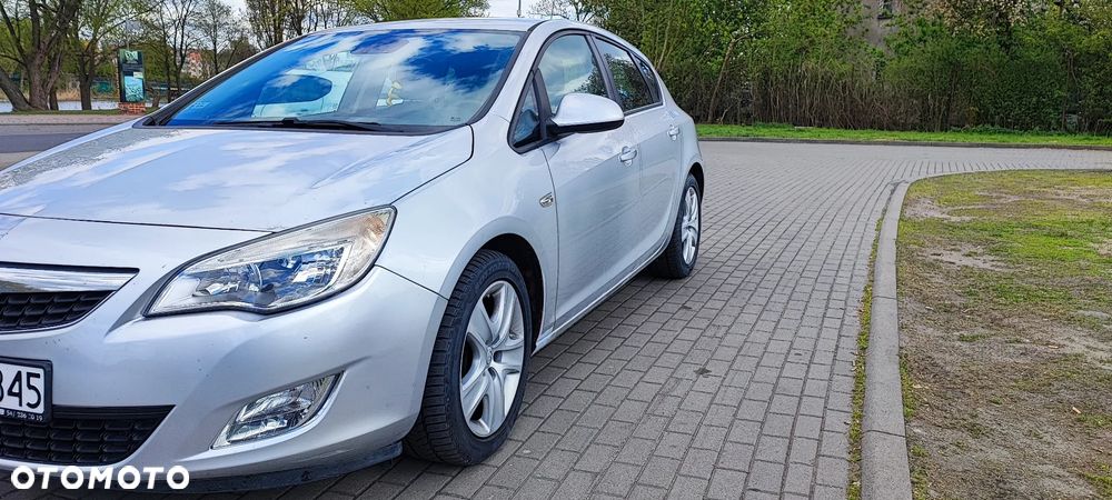 Opel Astra 1.7 CDTI DPF (119g) Innovation - 1