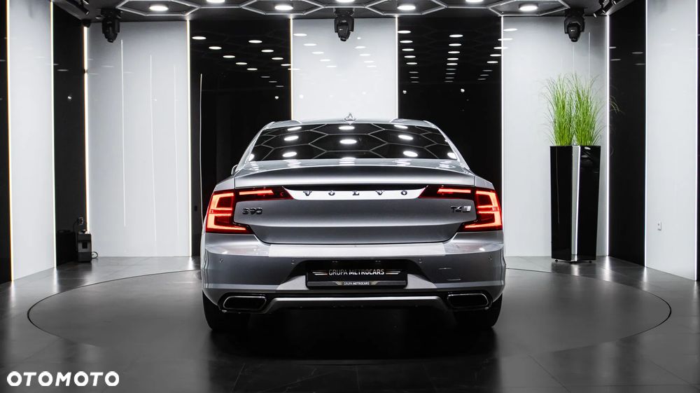 Volvo S90 B4 B R-Design - 6