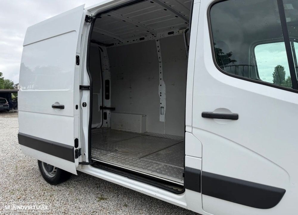 Renault Master 2.3dCI L2H2 3LUG Full Extras - 10