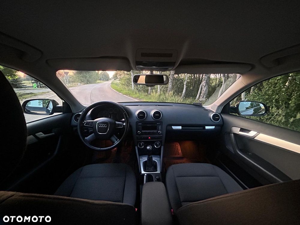 Audi A3 Sportback 2.0 TDI DPF Ambition - 14