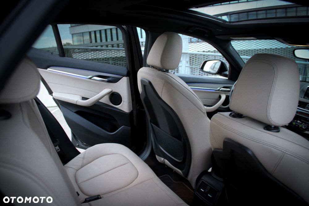 BMW X2 - 10