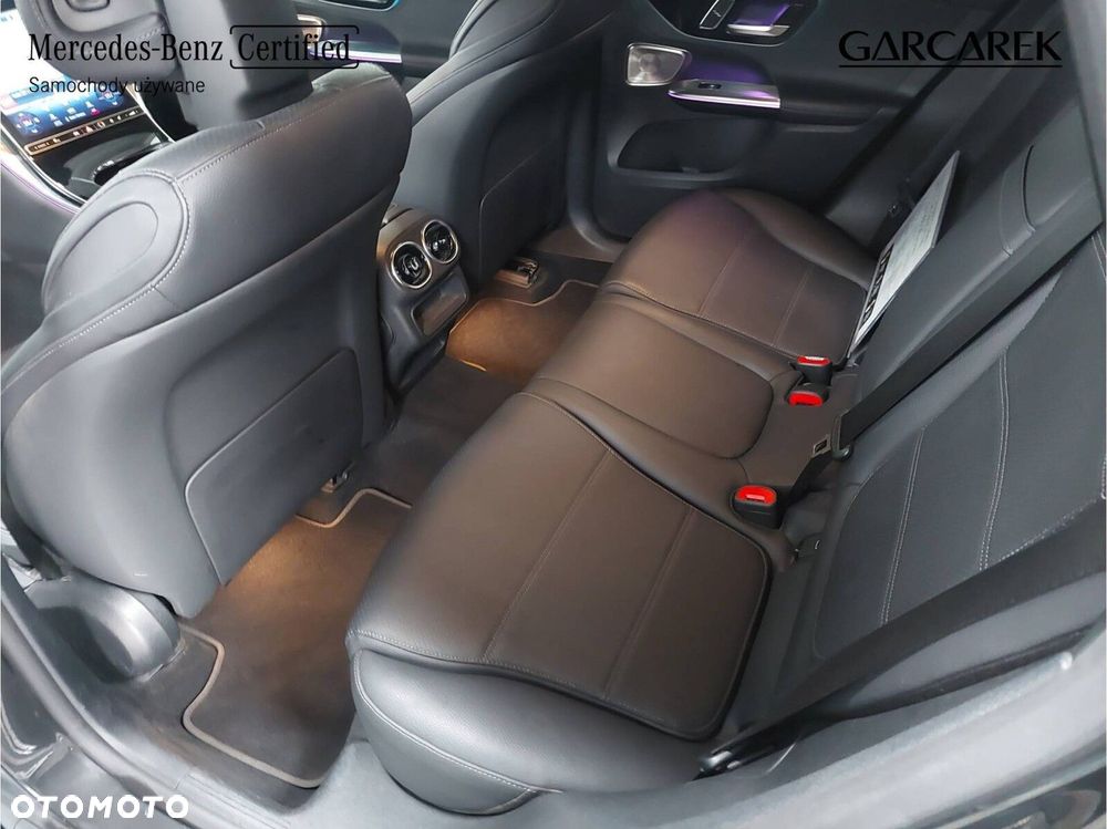 Mercedes-Benz GLC - 21