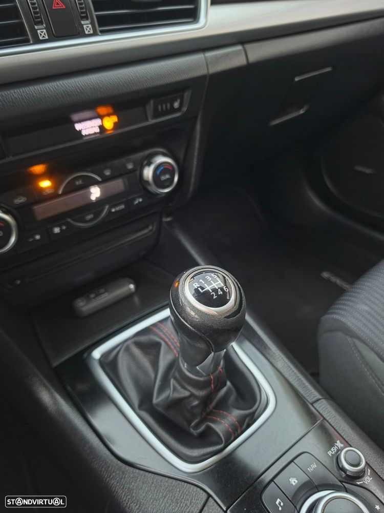 Mazda 3 Hatchback 1.5 Sky-D Excellence Navi - 49