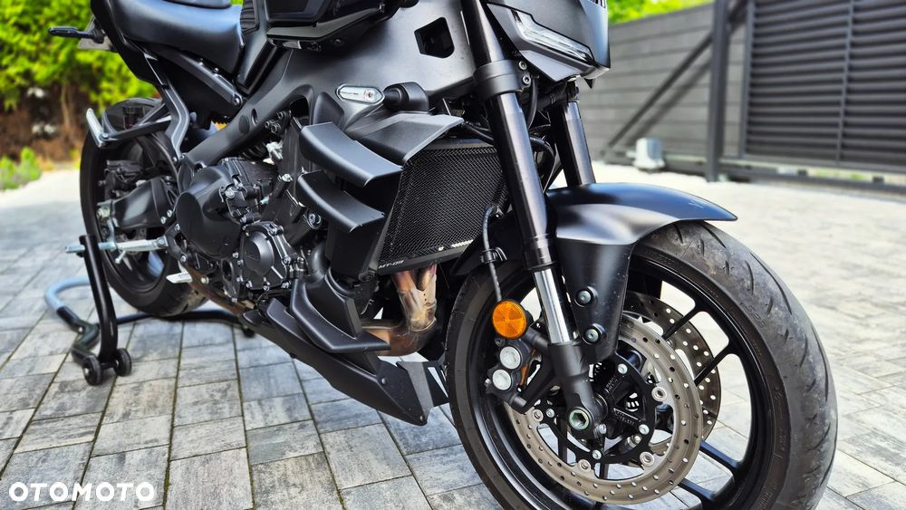 Yamaha MT - 7
