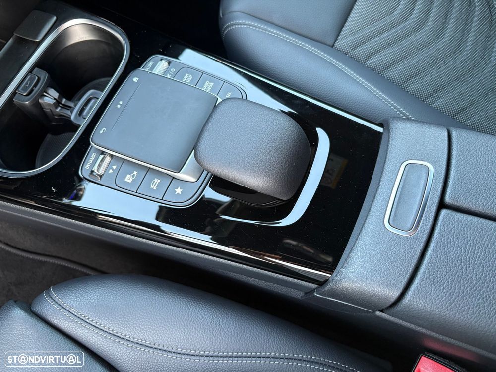 Mercedes-Benz A 250 e Progressive - 29
