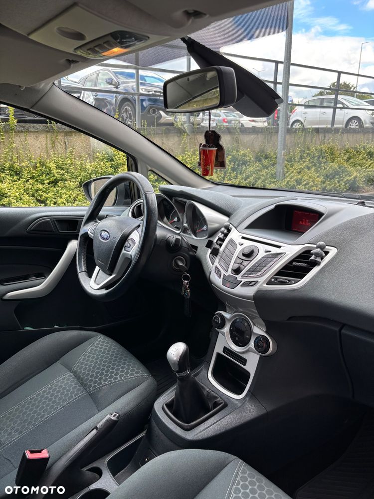 Ford Fiesta - 7