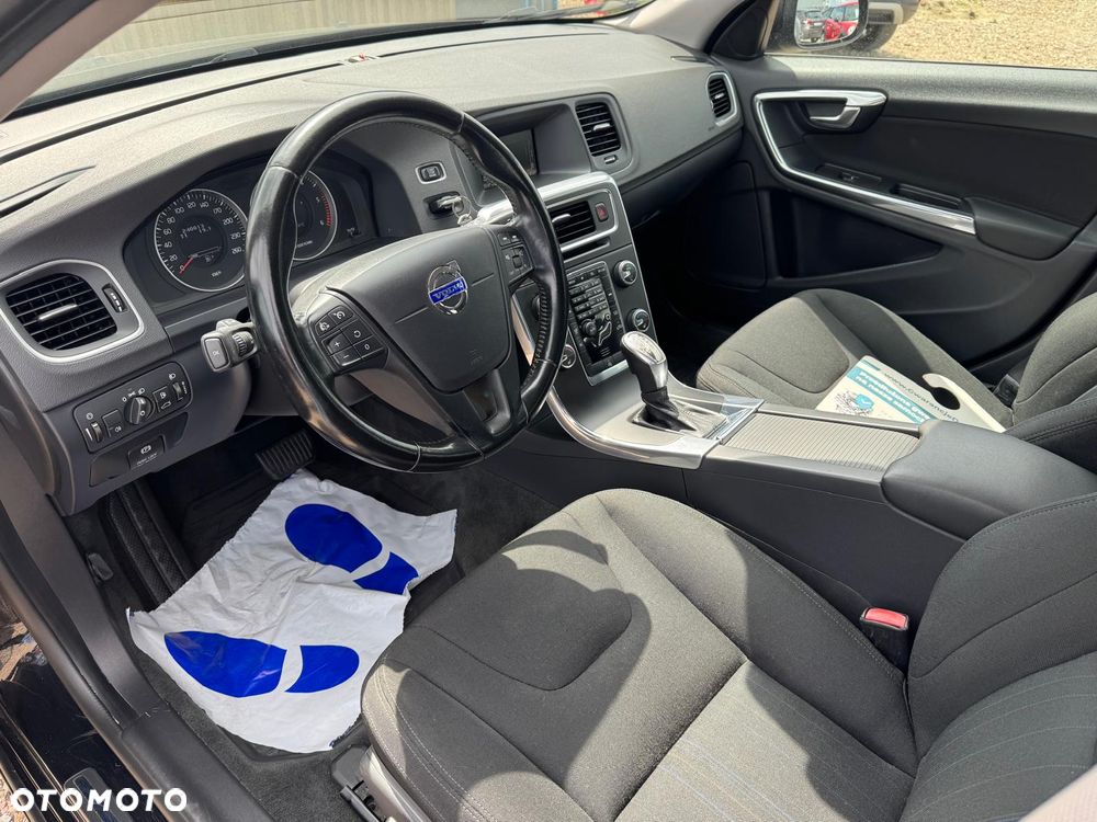 Volvo V60 D3 Geartronic Summum - 8