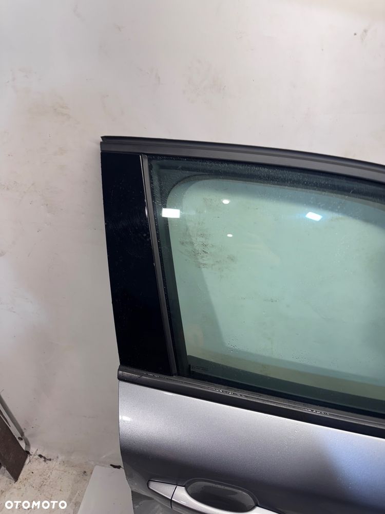 PRAWE PRZEDNIE DRZWI PEUGEOT 2008 - 5