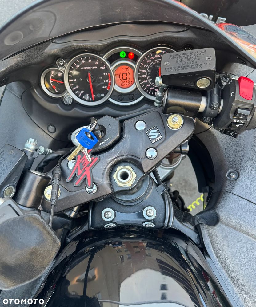 Suzuki Hayabusa - 8