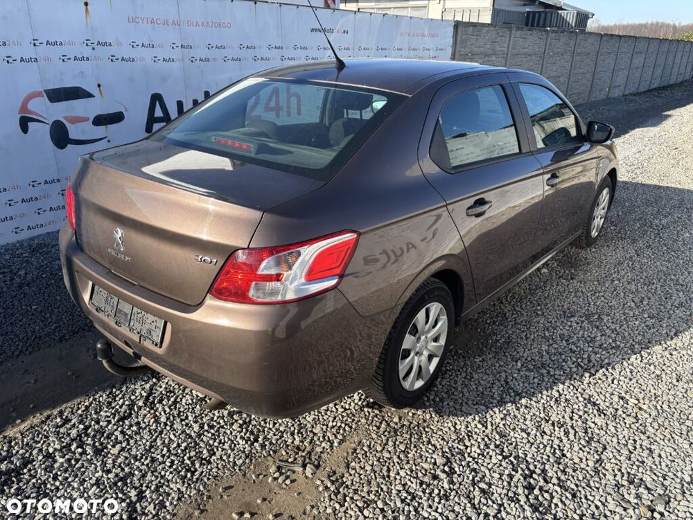 Peugeot 301 1.6 HDi Allure - 4