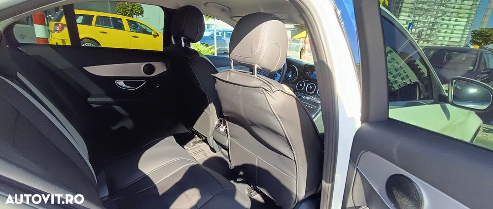 Mercedes-Benz C 300 e 4MATIC 9G-TRONIC - 16