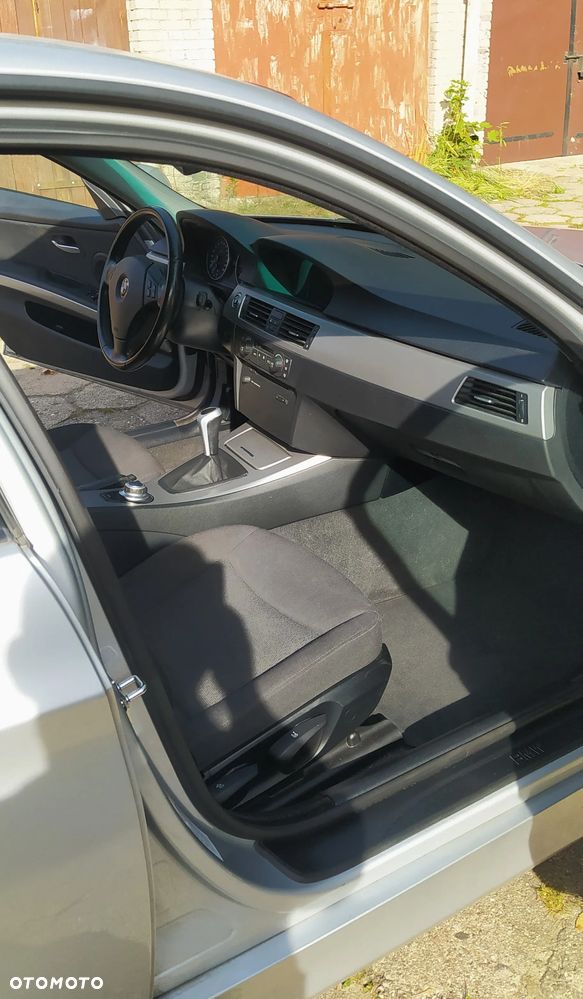BMW Seria 3 318i - 10