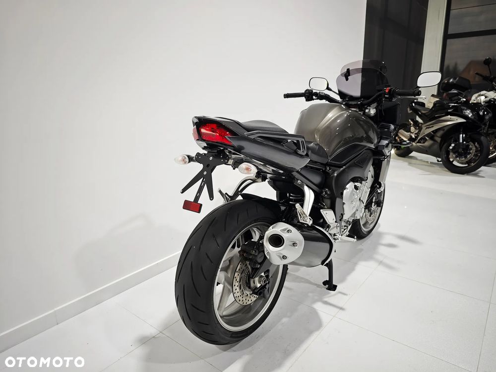 Yamaha FZ - 7