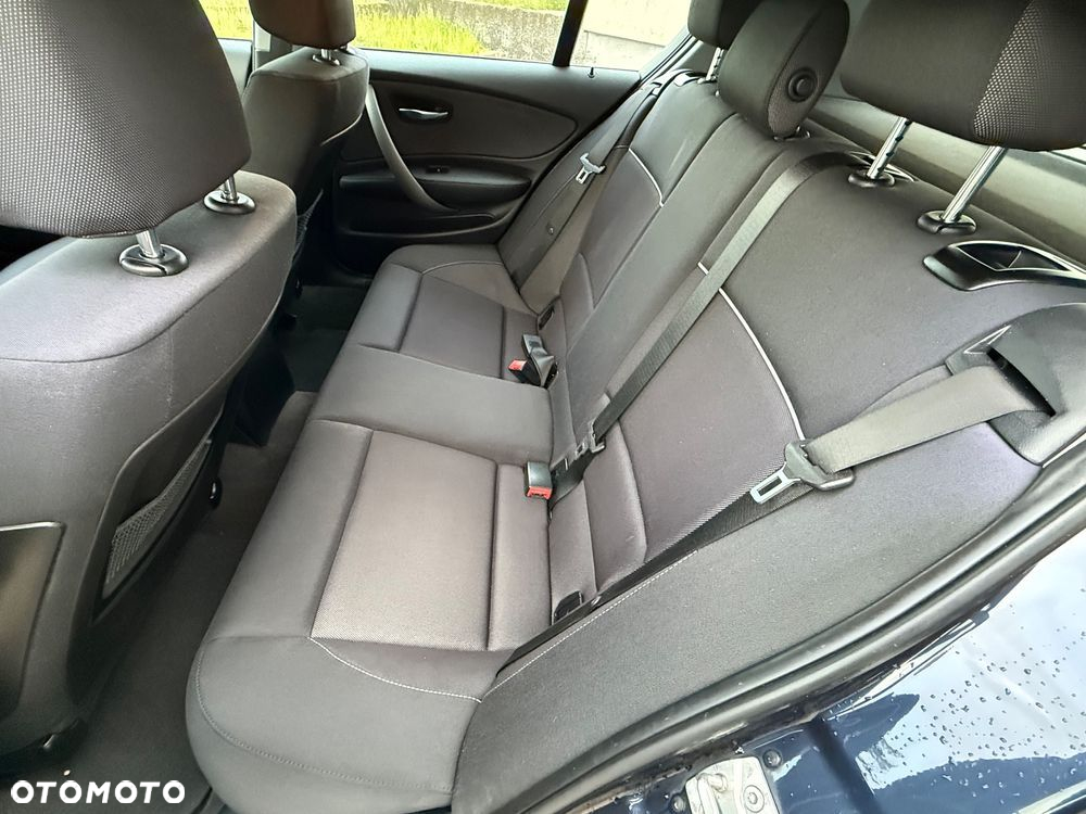 BMW Seria 1 - 19