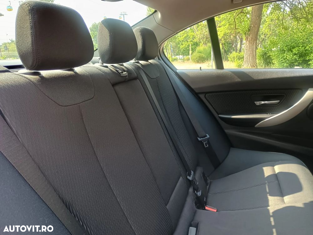 BMW Seria 3 - 13