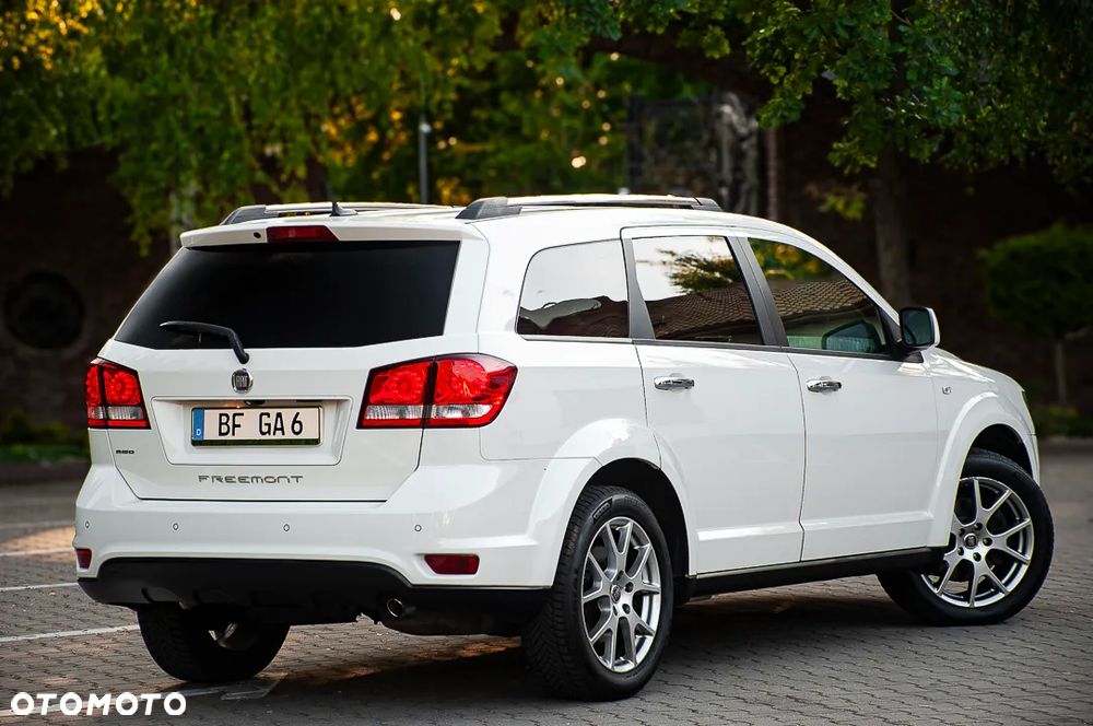 Fiat Freemont 2.0 Multijet 16V DPF Automatik Allrad Lounge - 8