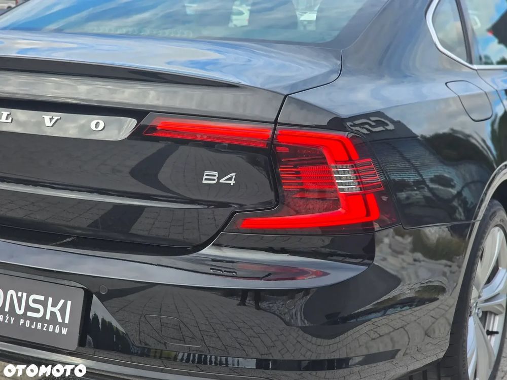 Volvo S90 T4 Momentum Pro - 10